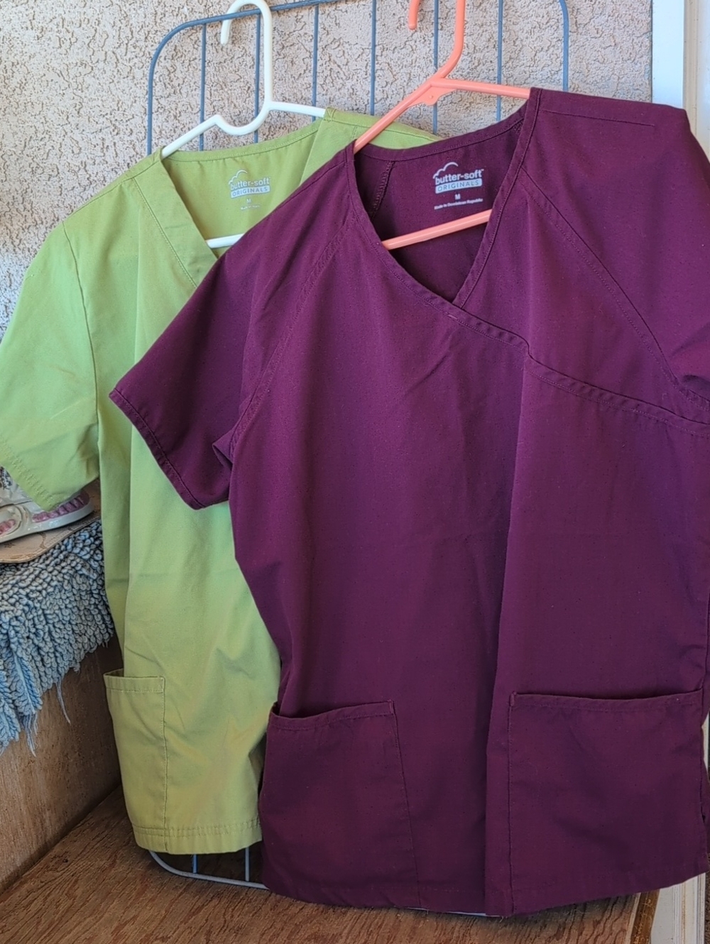 3 Butter Soft Scrub Top — Plum & Geeen